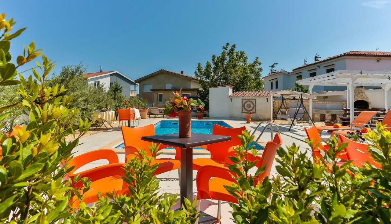 Apartments Dora Victoria Dream Medulin Exterior foto